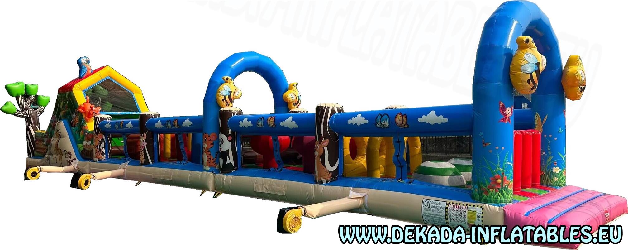 Poligon s preprekama na naduvavanje - Životinje - Image 3