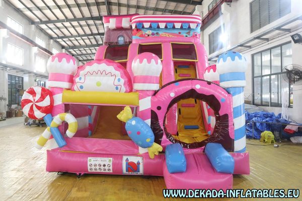 Kolači - Tobogan na naduvavanje - 6m x 4m x 5m