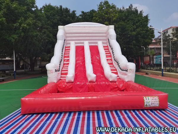 Tobogan s bazenom - 10m x 5m